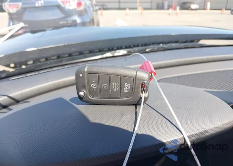 2025 Hyundai Elantra Se z USA, uszkodzony, nr VIN KMHLL4DGXSU010240